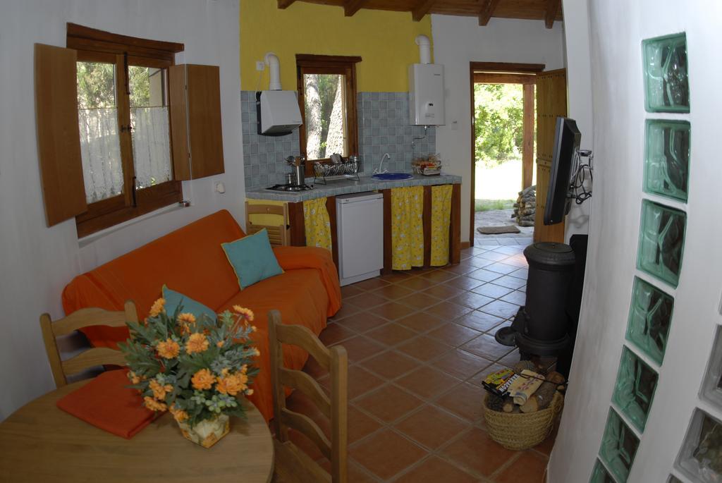 Apartamentos Rurales Ecopangea Valverde de la Vera ภายนอก รูปภาพ